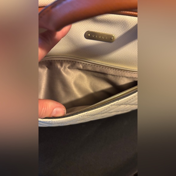 Chic Quilted White and Brown toiletry bag - Picture 4 of 11